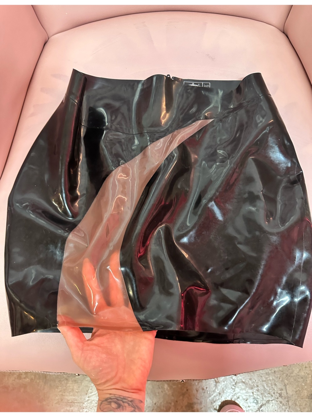Black latex Mini Skirt with Pink see through Accent XL - Picture 4 of 5